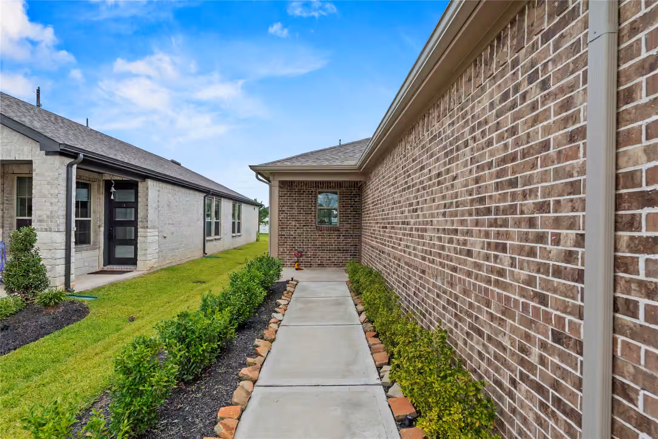 Photo 3 of 7831 Rolling Stone Drive, Fulshear, TX