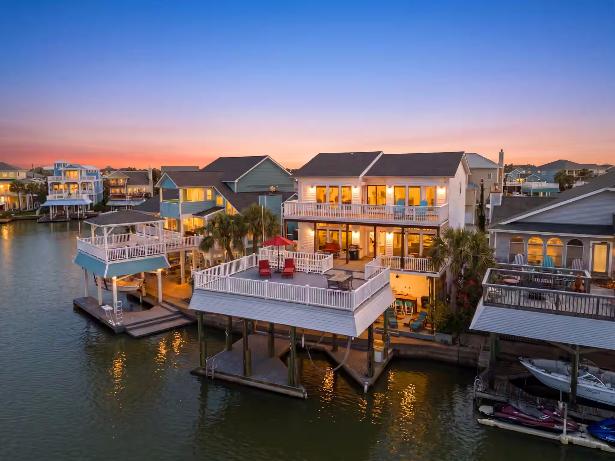 Photo of 3905 Isla Del Sol, Galveston, TX 77554