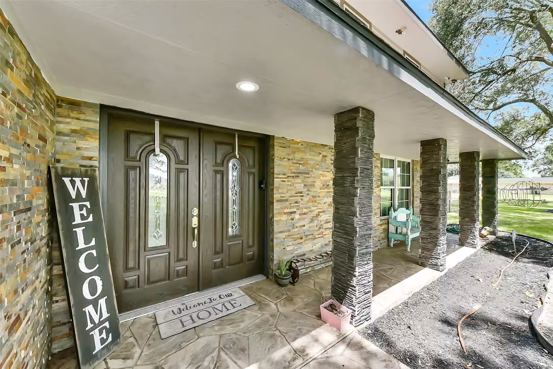 Photo 2 of 4190 County Road 145, Alvin, TX