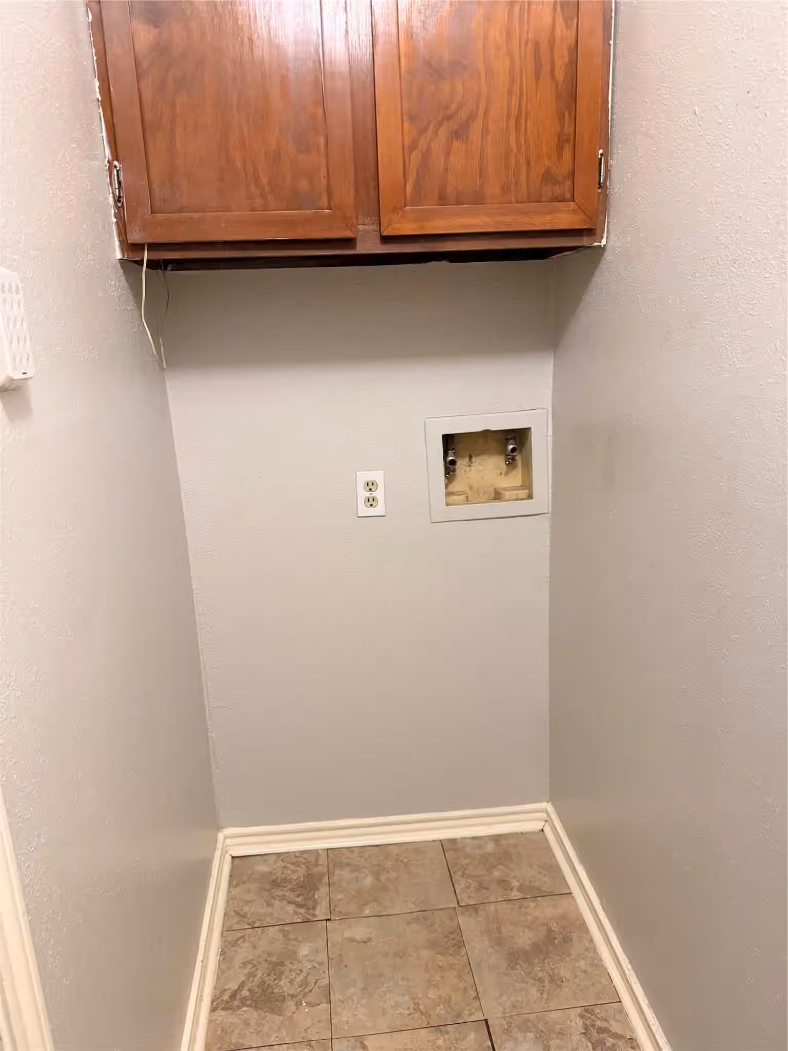 Photo 6 of 8010 Western Trail Drive, Houston, TX