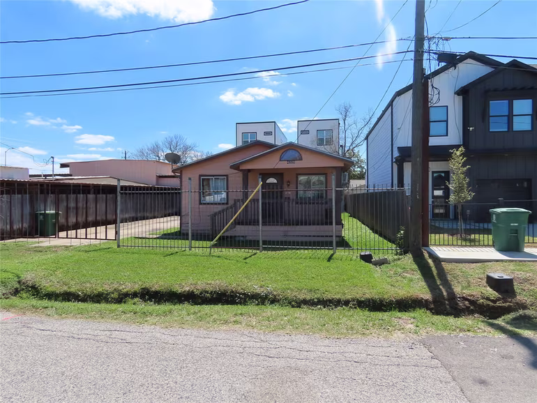 Photo of 4228 Sterling Street, Houston, TX