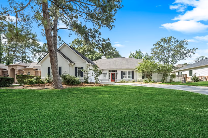 Photo of 118 Wick Willow Drive, Montgomery, TX