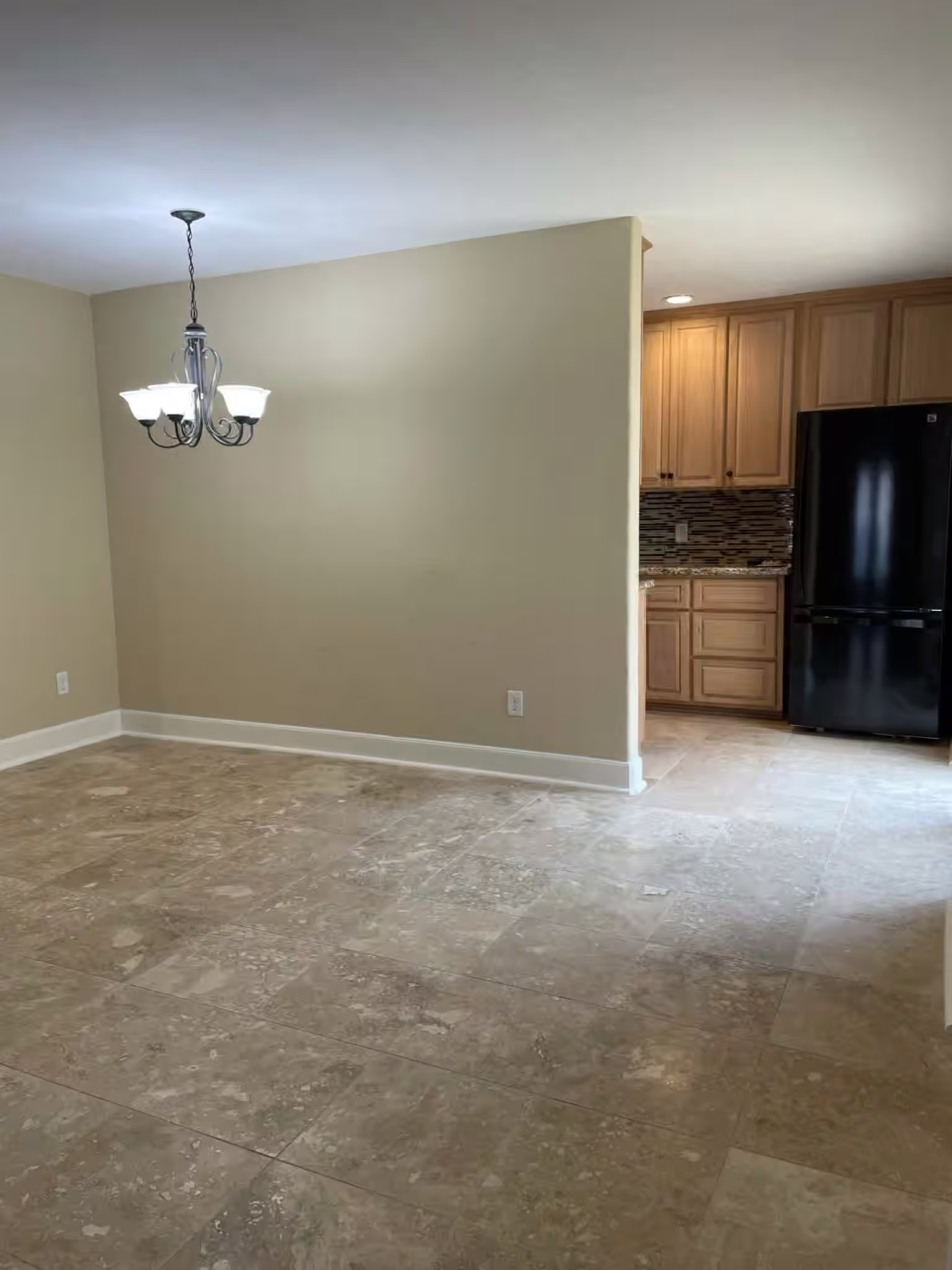 Photo 3 of 6831 Wellwood Court, Houston, TX