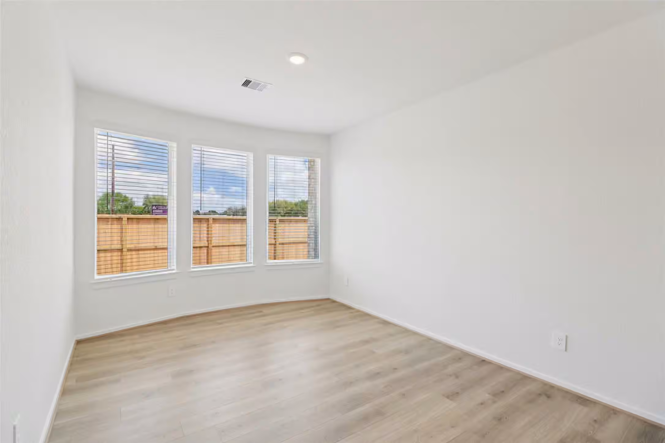 Photo 3 of 17331 Remington Meadows Street, Waller, TX