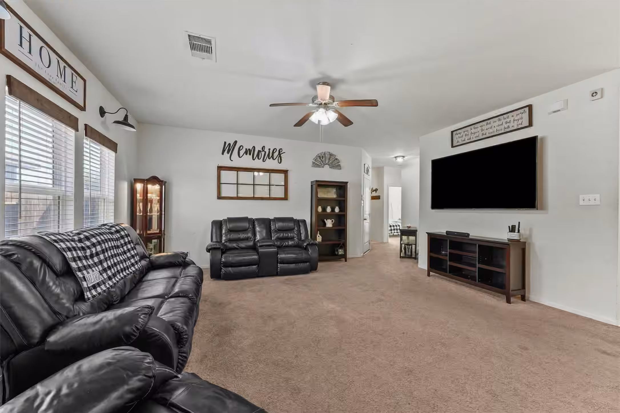 Photo 4 of 5303 Rivers Edge Drive, Richmond, TX