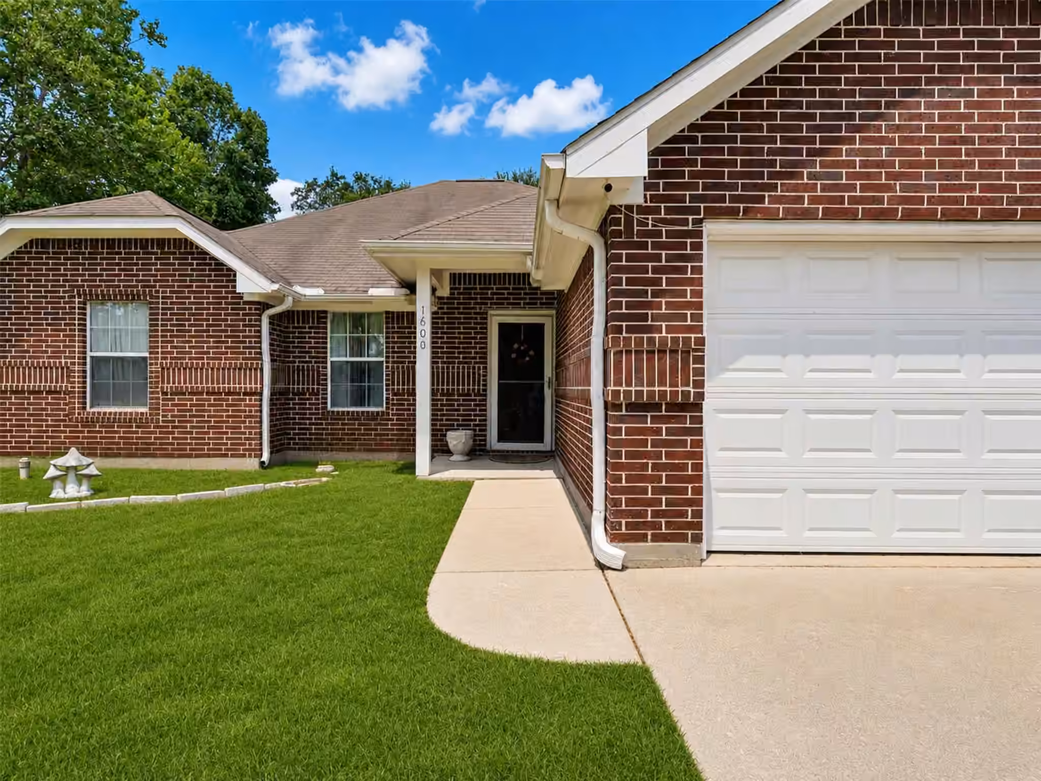 Photo 7 of 1600 Sweetgum Street, Conroe, TX