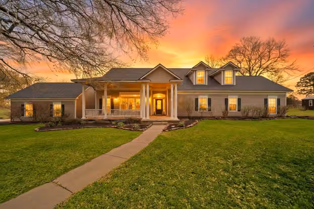 Photo of 32540 Courtney, Navasota, TX