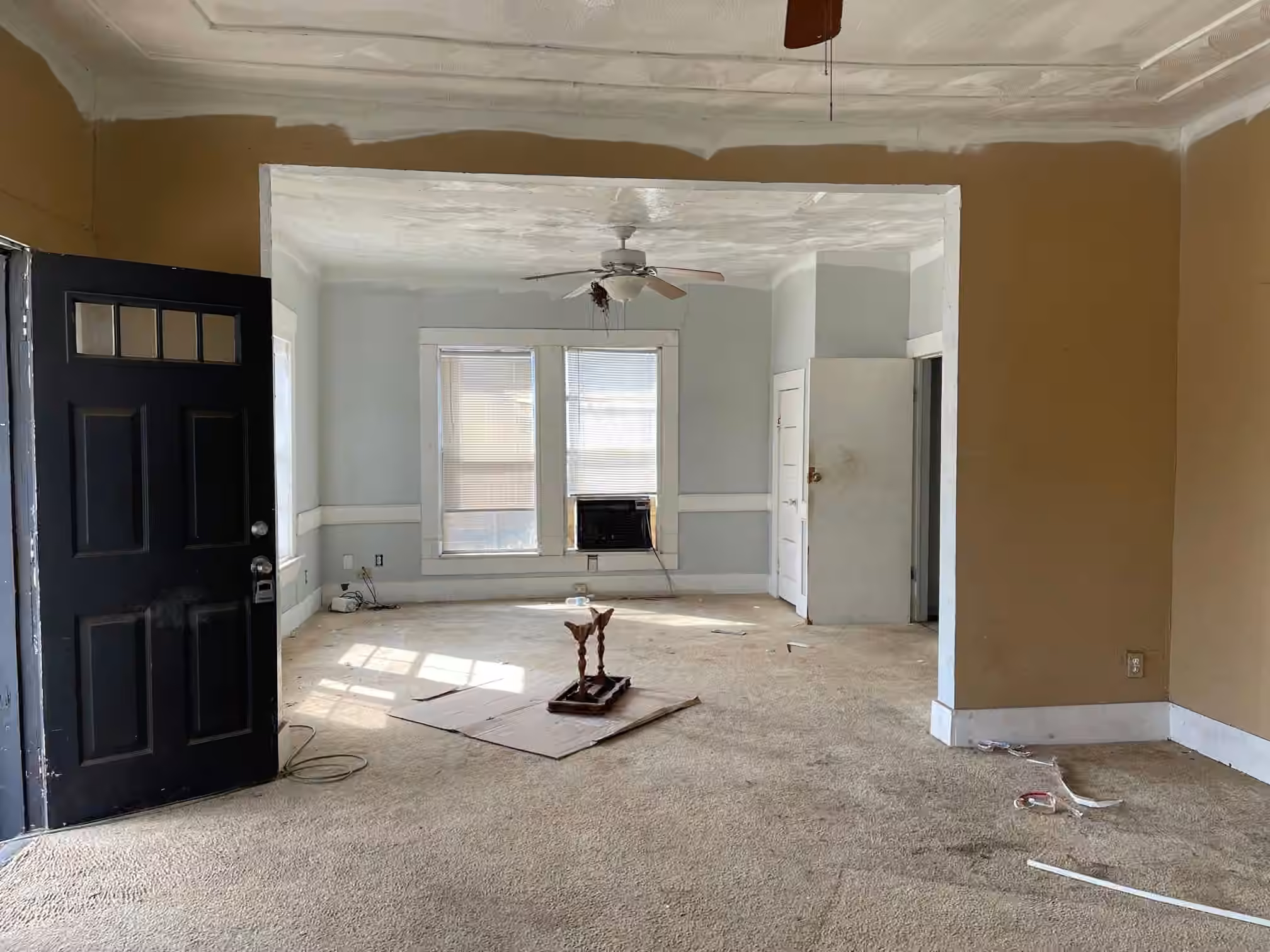 Photo 5 of 2122 W Little York Road, Houston, TX