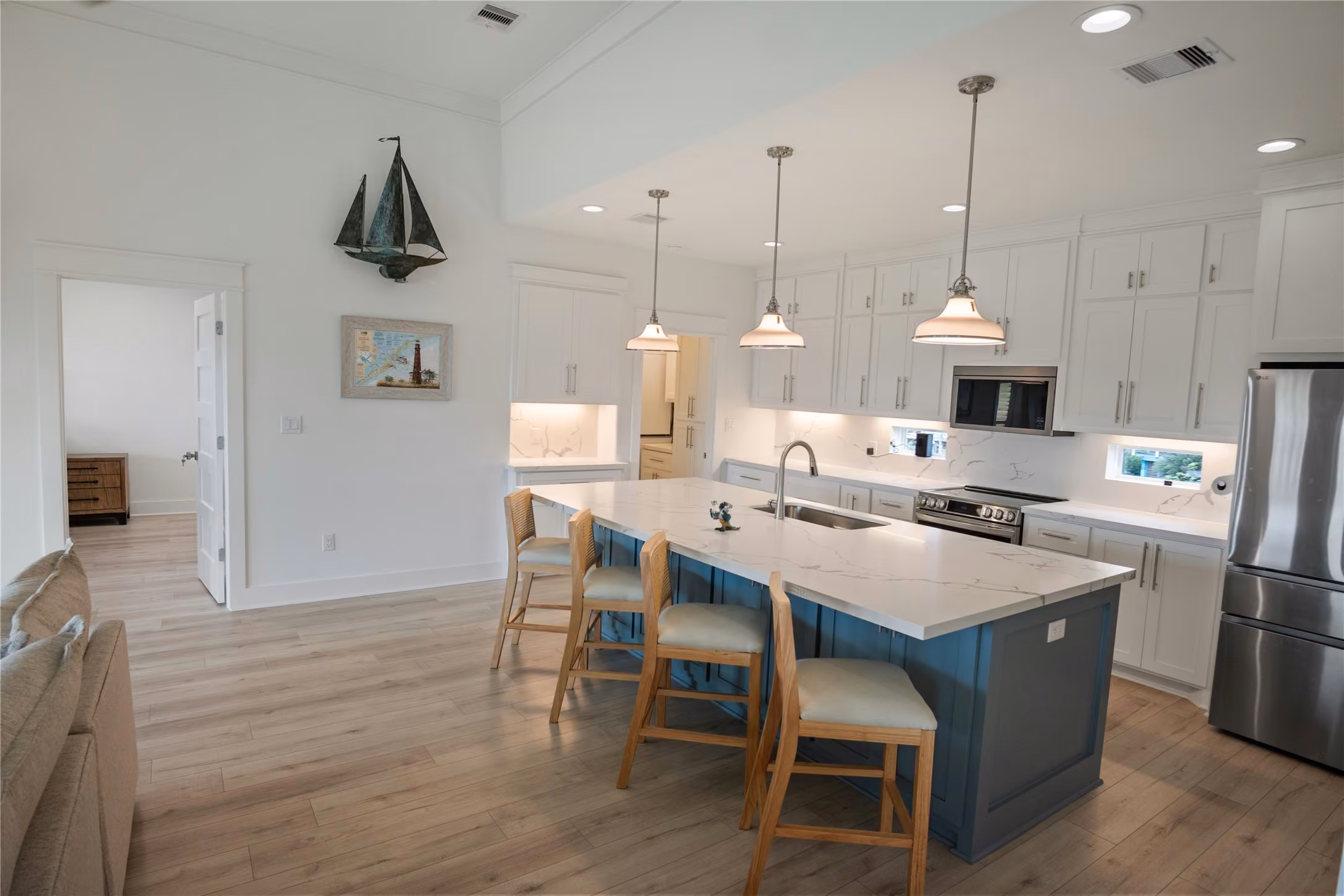 Photo 6 of 131 South Mae Cir S, Crystal Beach, TX