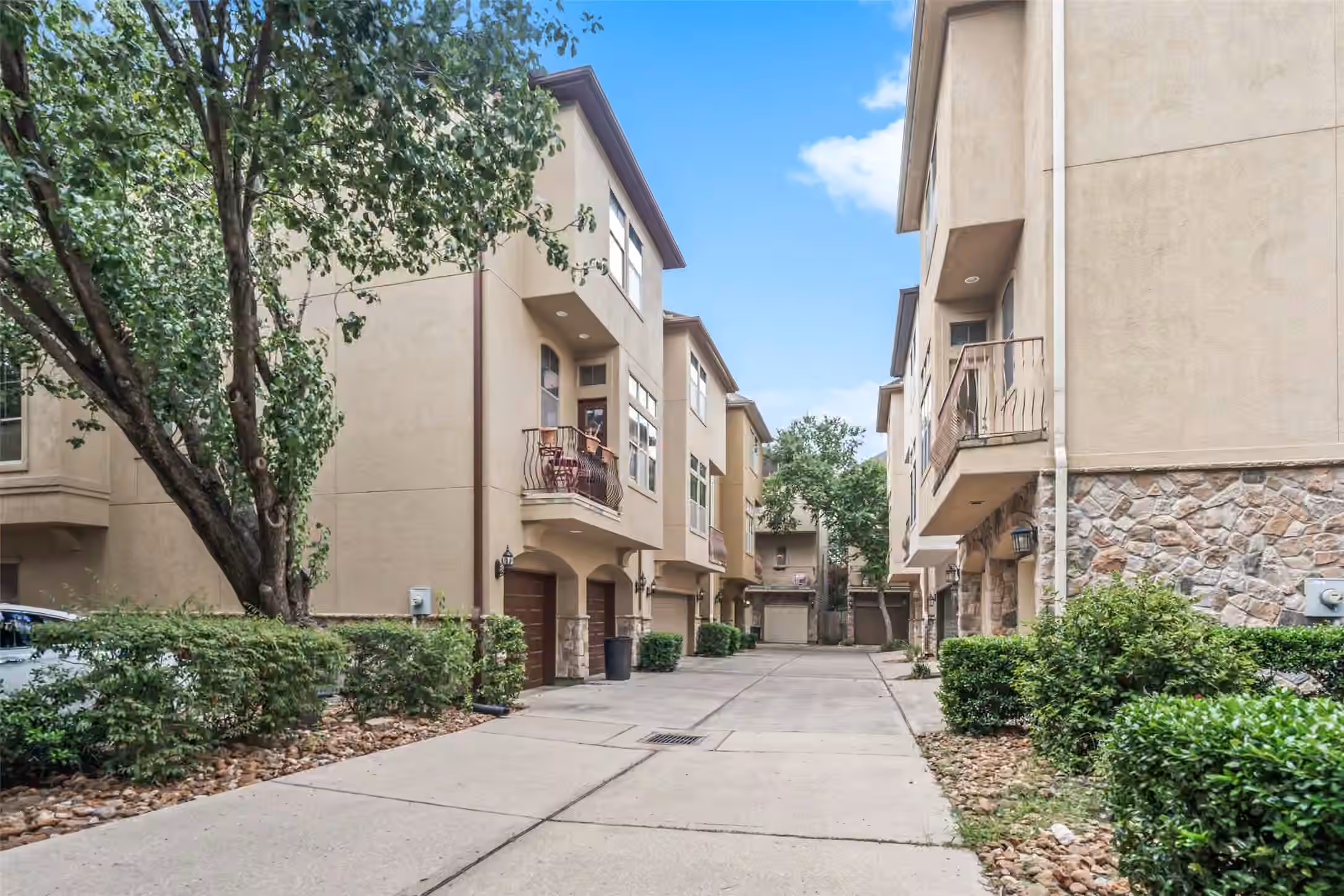 Photo of 562 Bomar St Street, Houston, TX