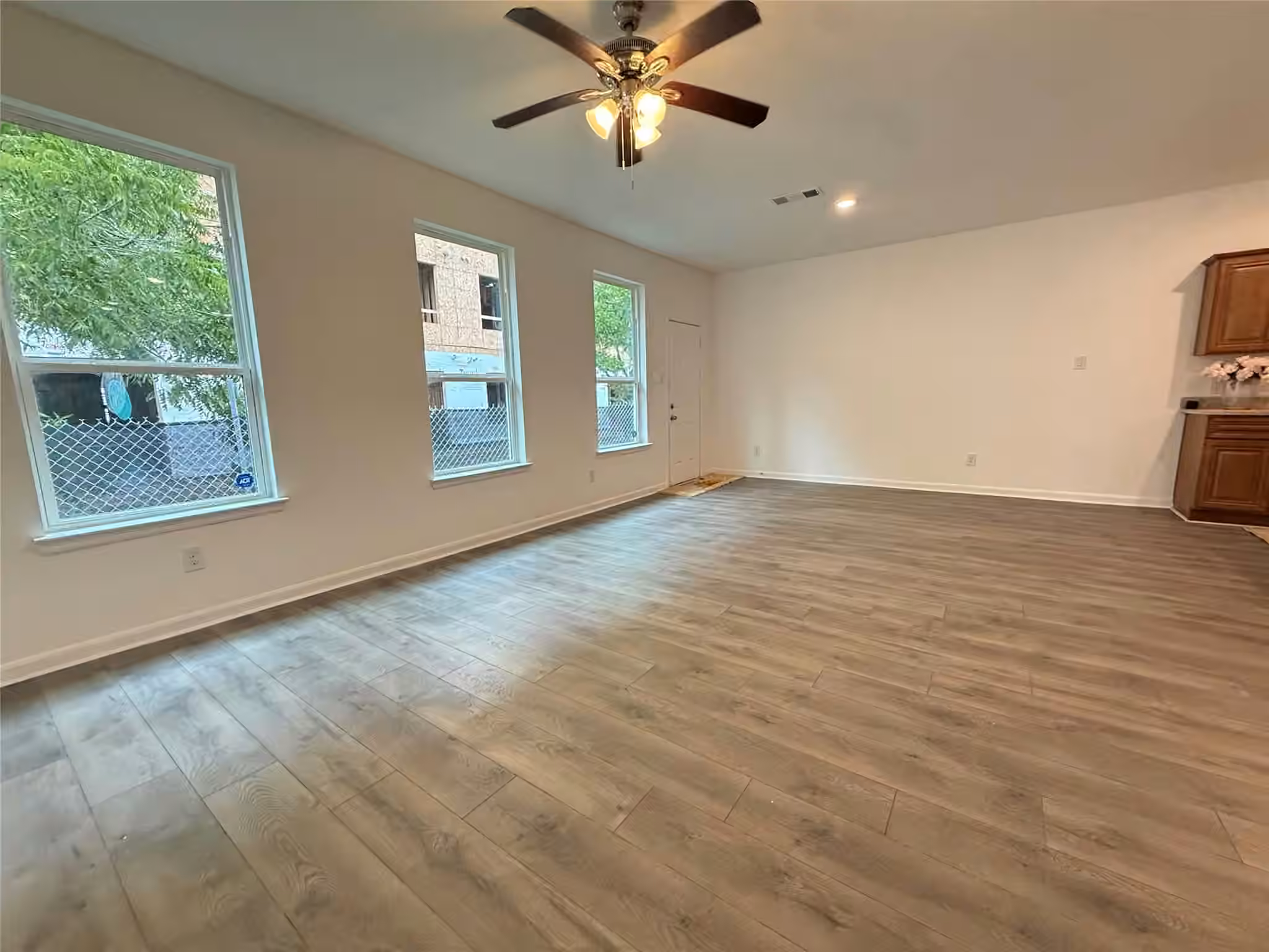 Photo 4 of 11202 Beverley Park Street, Sugar Land, TX