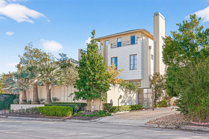 Photo 2 of 6005 Inwood Drive A, Houston, TX