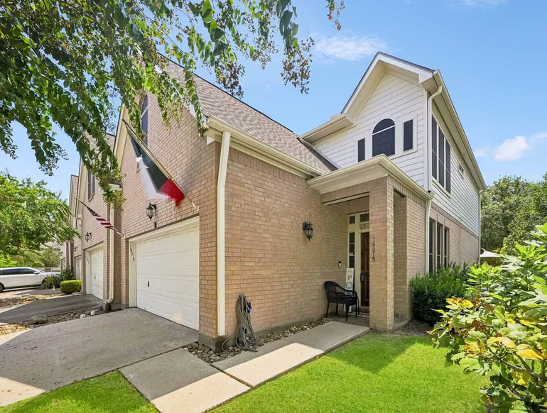 Photo of 14215 Mossy Gate Lane, Houston, TX