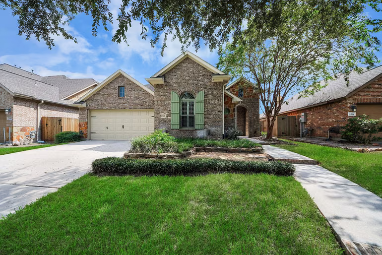 Photo of 27515 Chris Ridge Court, Spring, TX