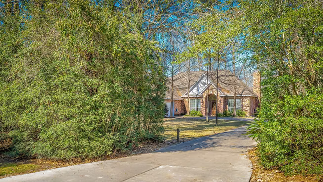 Photo of 2500 Centerline Road, Conroe, TX