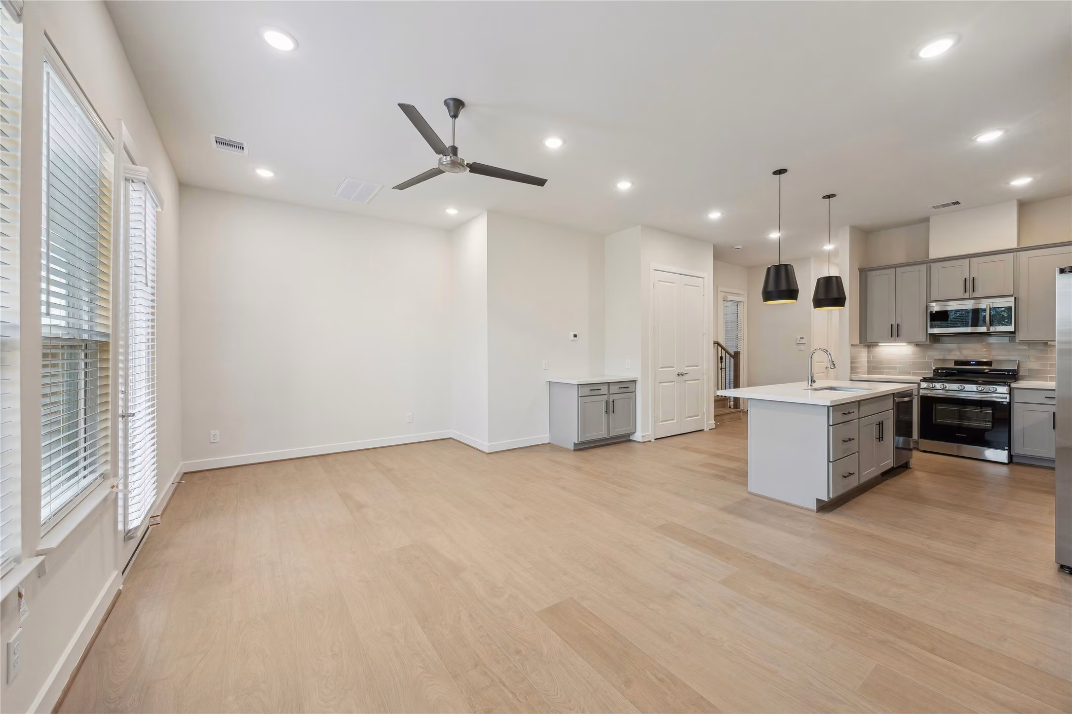 Photo 3 of 1526 Colonial Junction Drive, Katy, TX