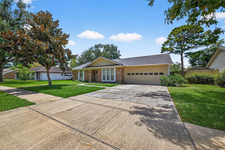 Photo 5 of 10318 Belfast Road, La Porte, TX