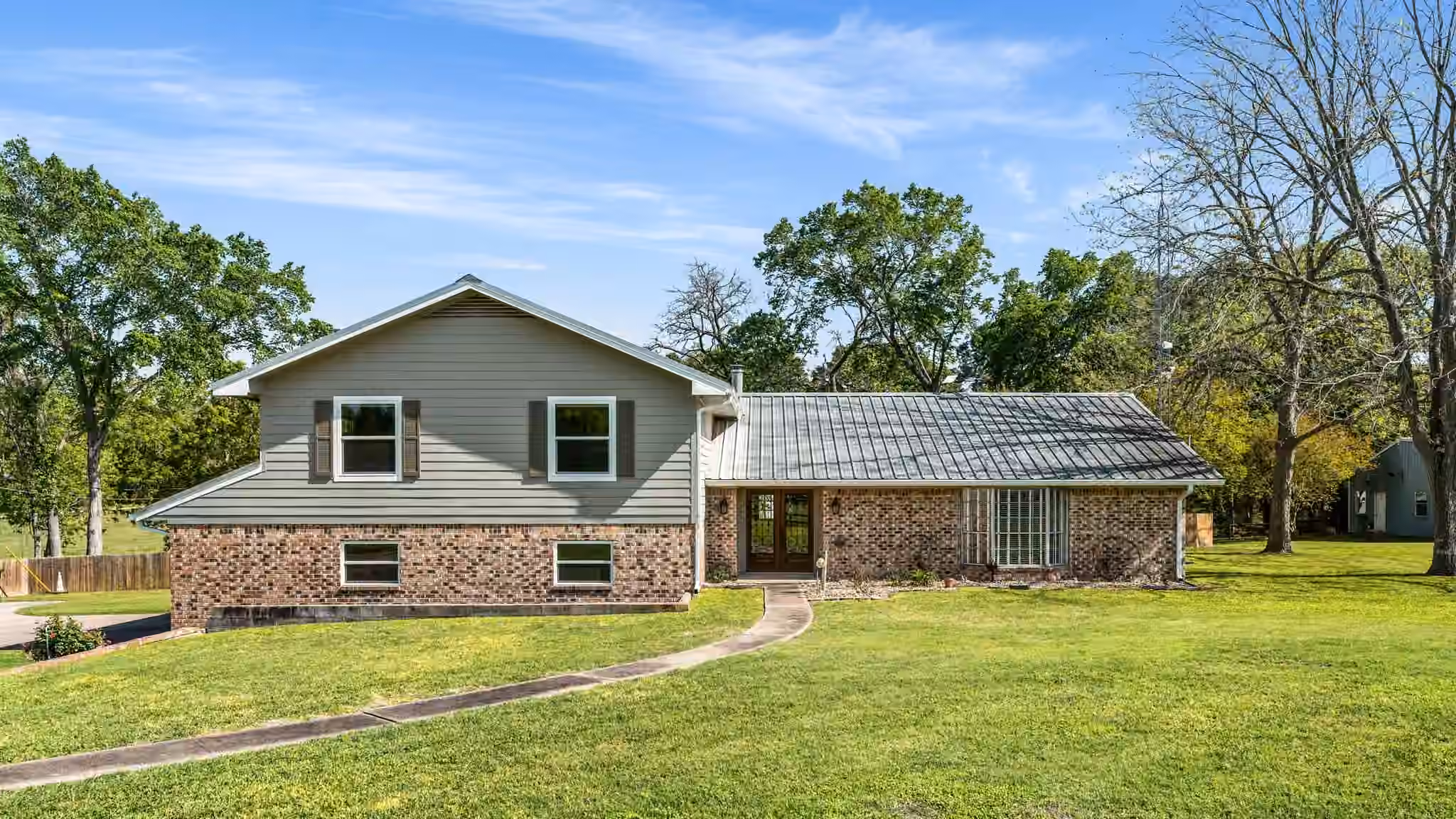 Photo 3 of 2355 Jackson League Circle, Brenham, TX