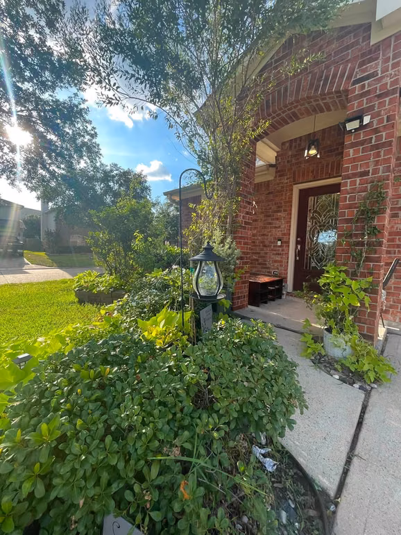 Photo 6 of 9130 Ferndale View Drive, Houston, TX