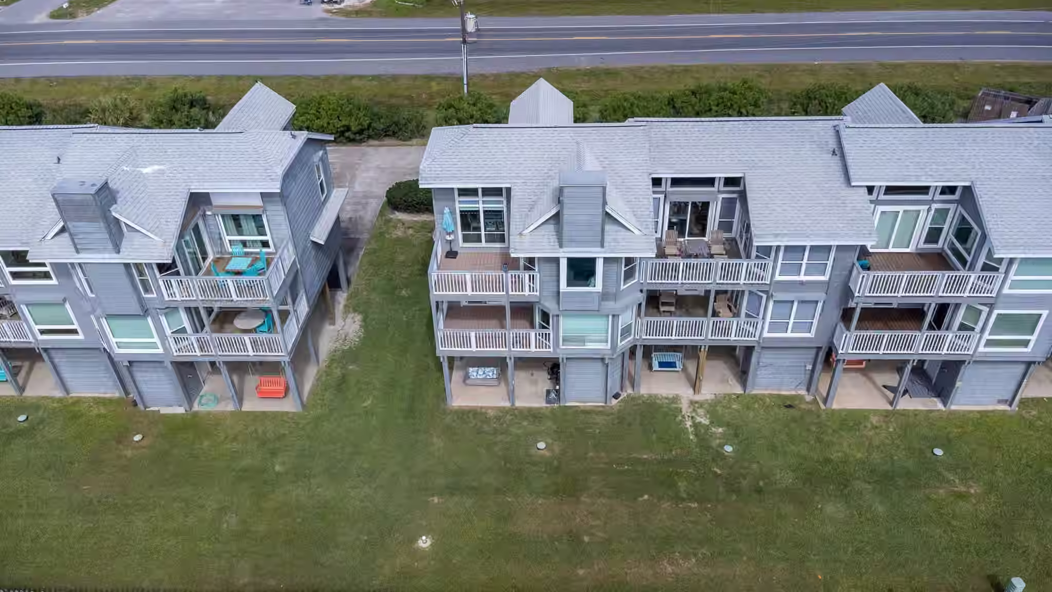 Photo 4 of 17609 Termini San Luis Pass Road, Galveston, TX