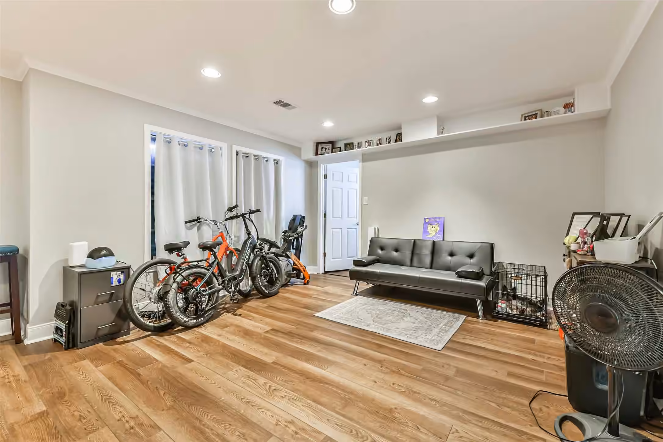 Photo 5 of 5220 Avenue P 1/2, Galveston, TX