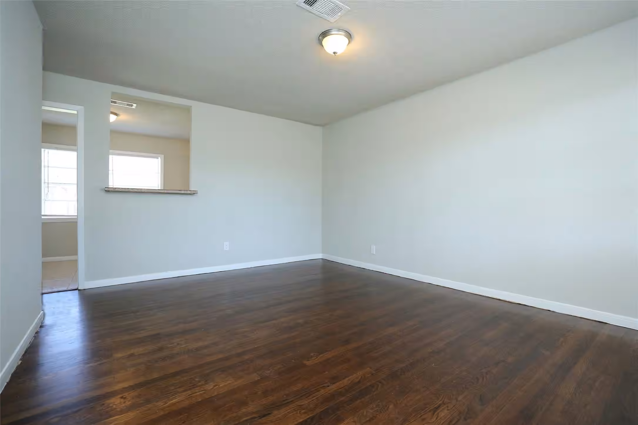 Photo 4 of 10322 Cathedral Drive, Houston, TX