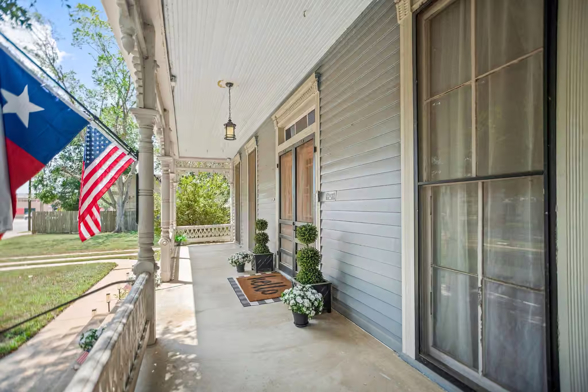 Photo 7 of 1216 Live Oak Street, Columbus, TX