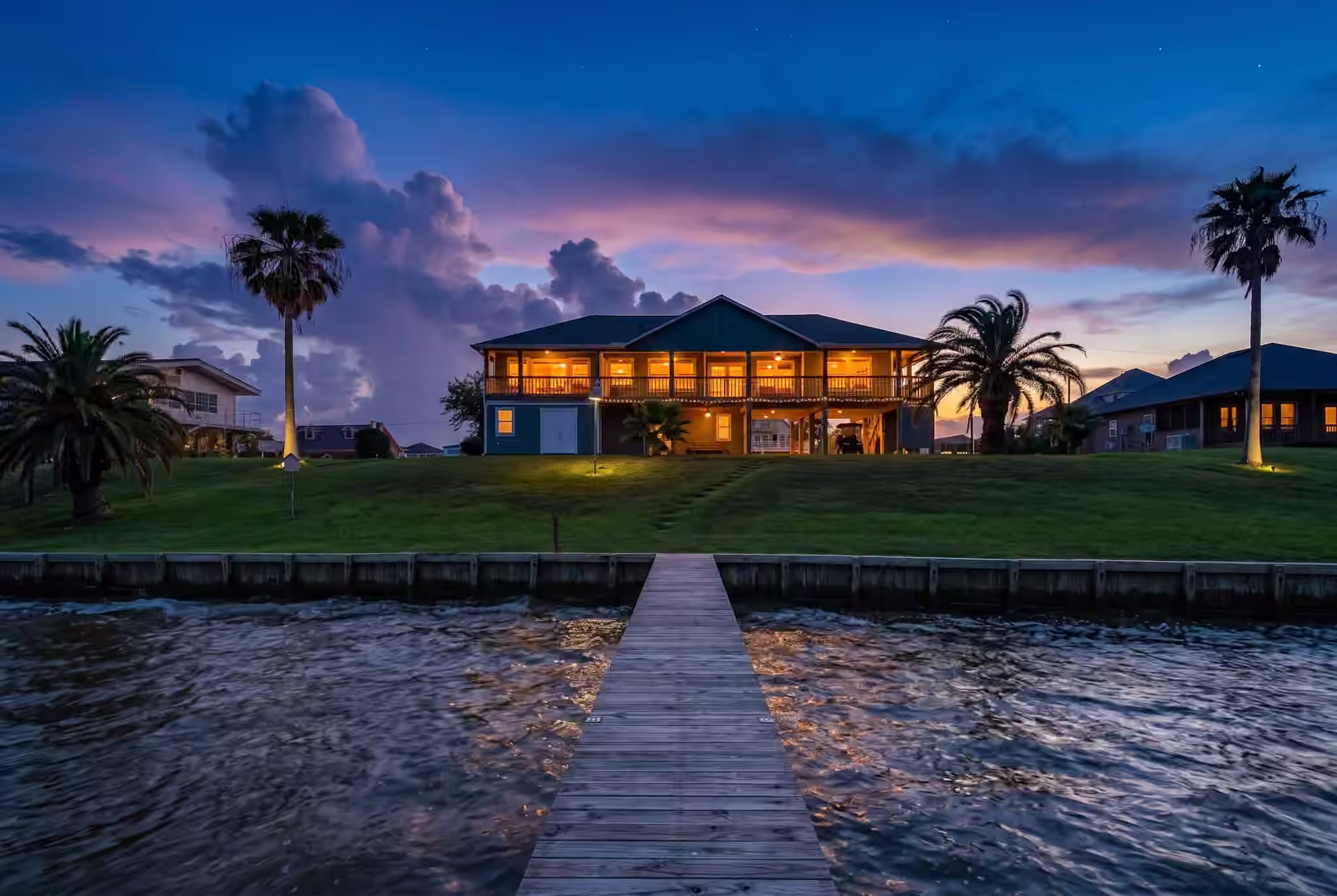 Photo of 1440 W Bayshore Drive, Palacios, TX 77465