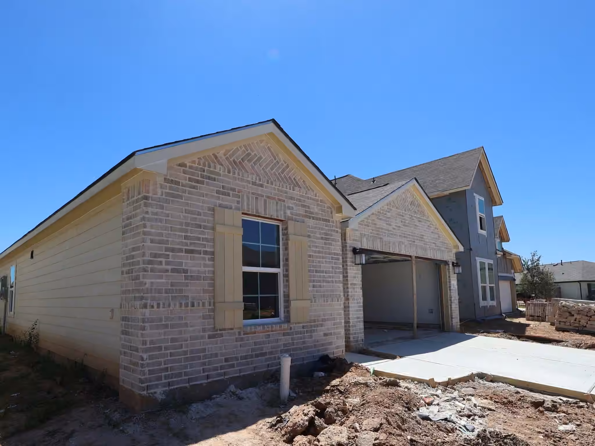 Photo 2 of 5715 Sunland Trail, Fulshear, TX