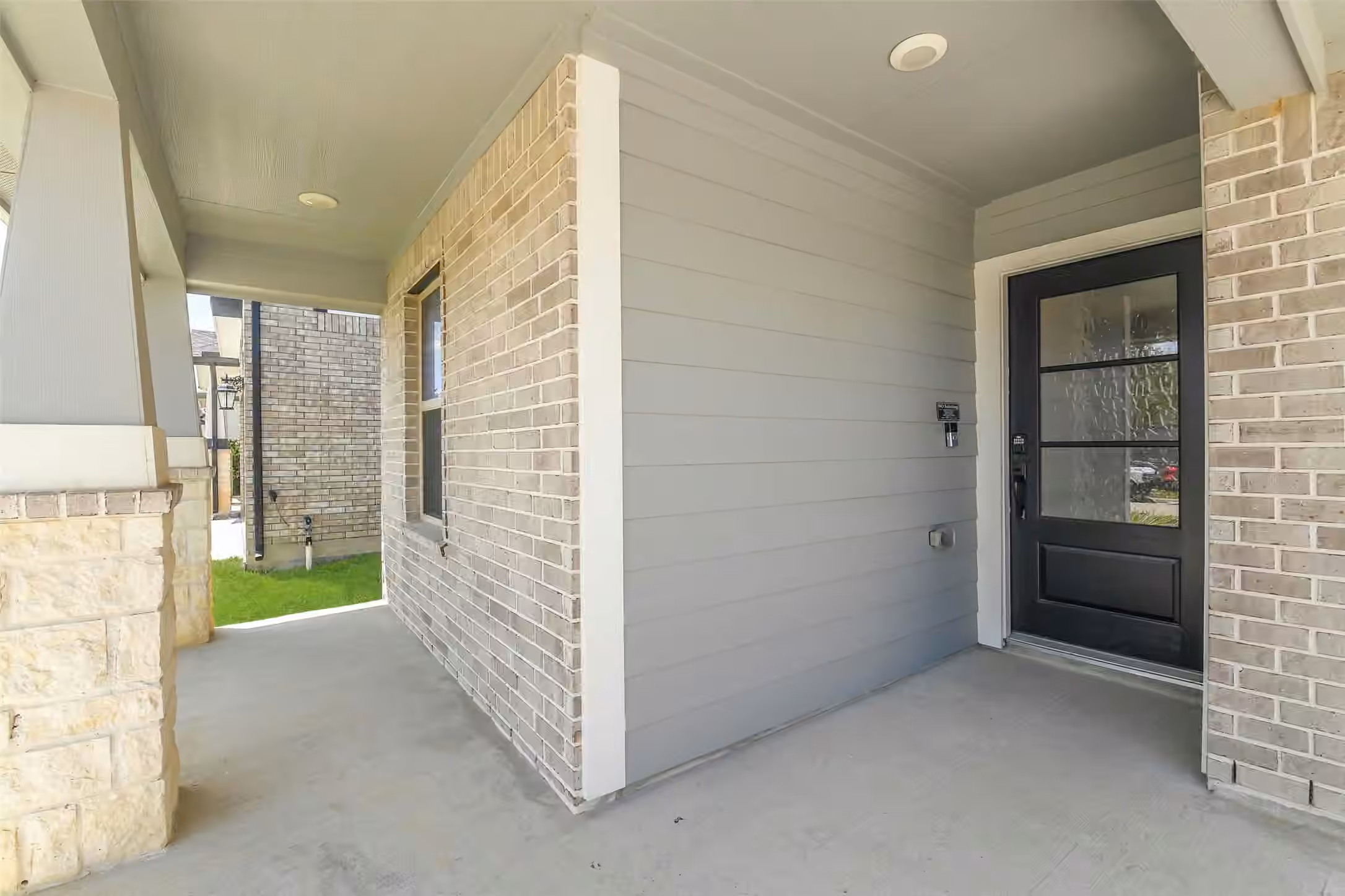 Photo 4 of 19338 Palfrey Prairie Trail, Tomball, TX