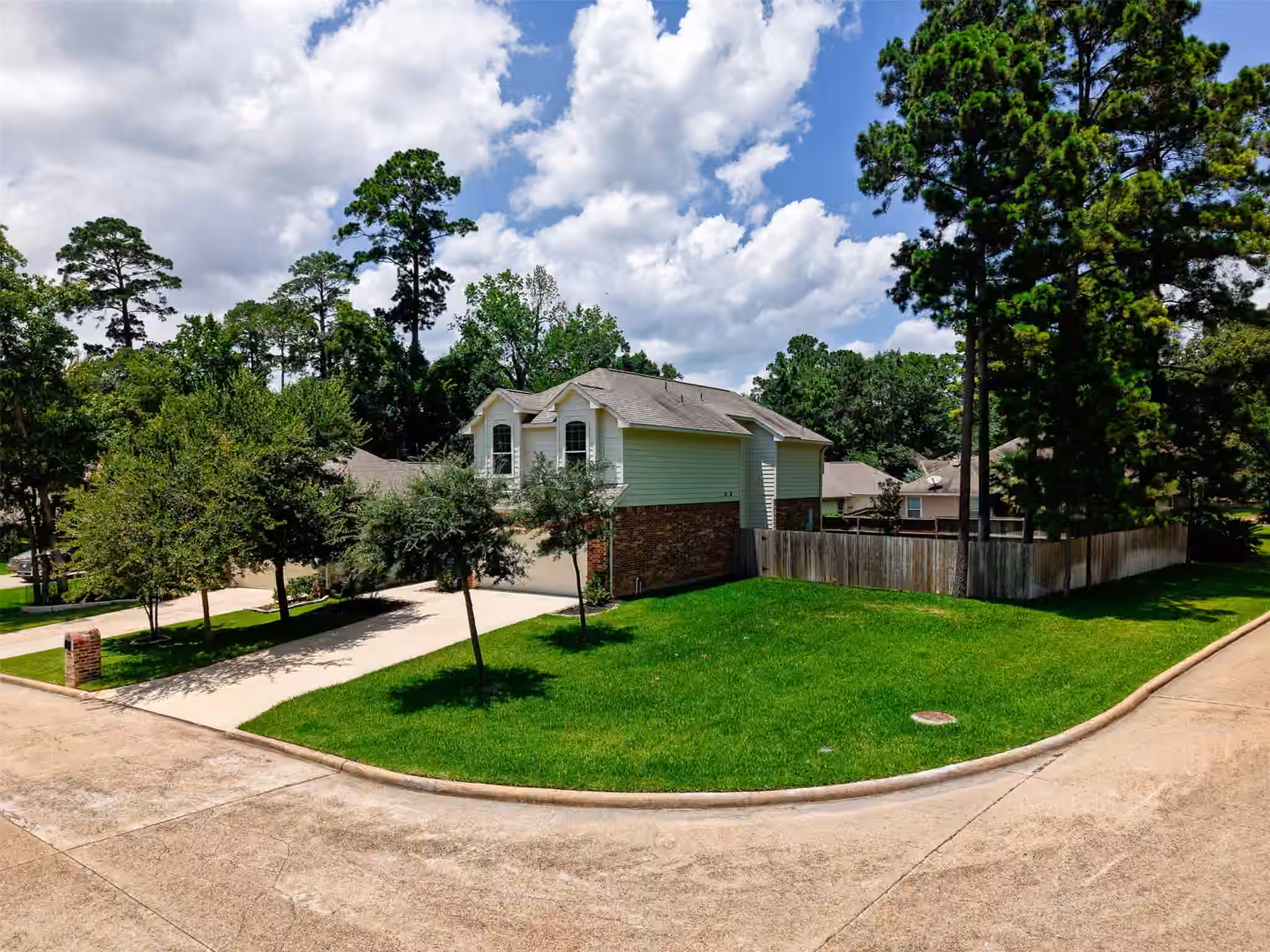 Photo of 13302 Boca Raton Circle, Montgomery, TX 77356