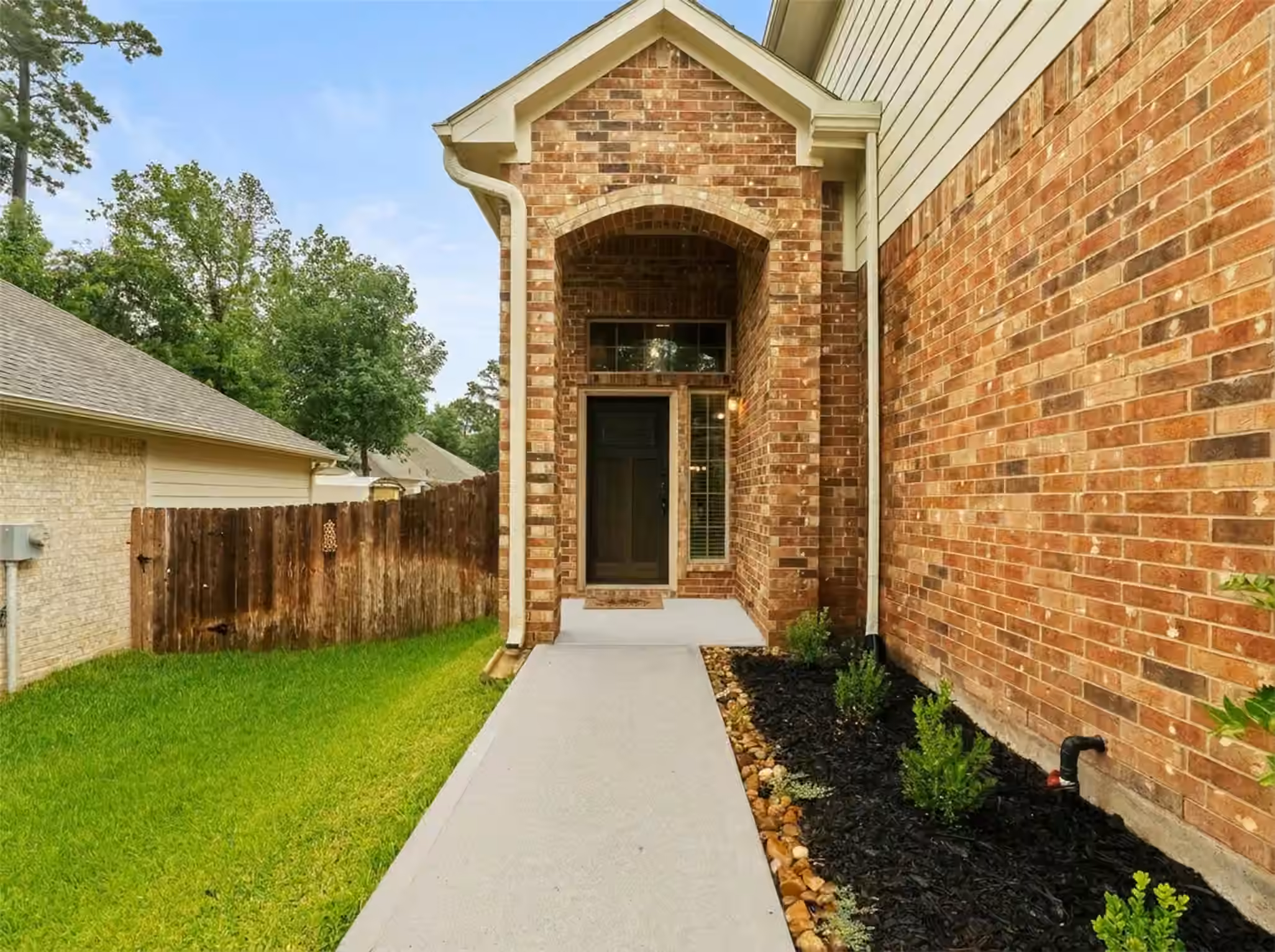 Photo 5 of 13302 Boca Raton Circle, Montgomery, TX