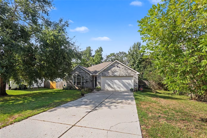 Photo 3 of 12418 Lovie Lane, Conroe, TX