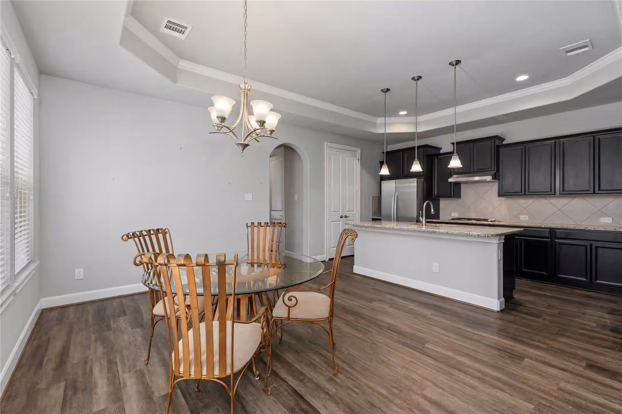 Photo 4 of 12215 Forest Villas Lane, Conroe, TX