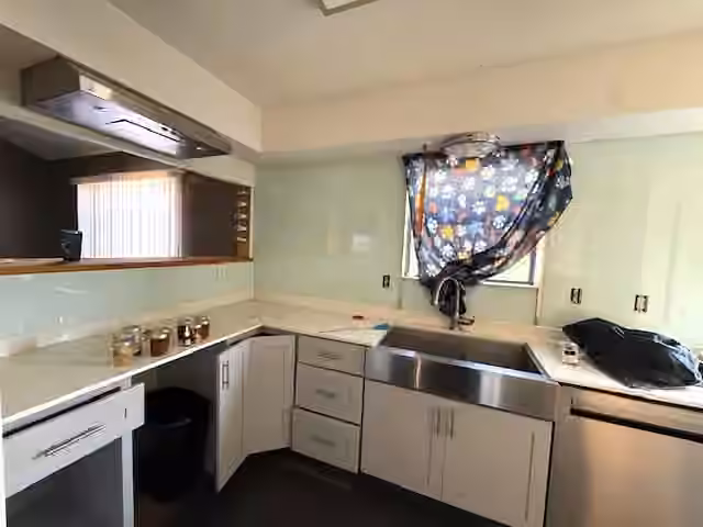 Photo 4 of 11931 6th Street, Houston, TX