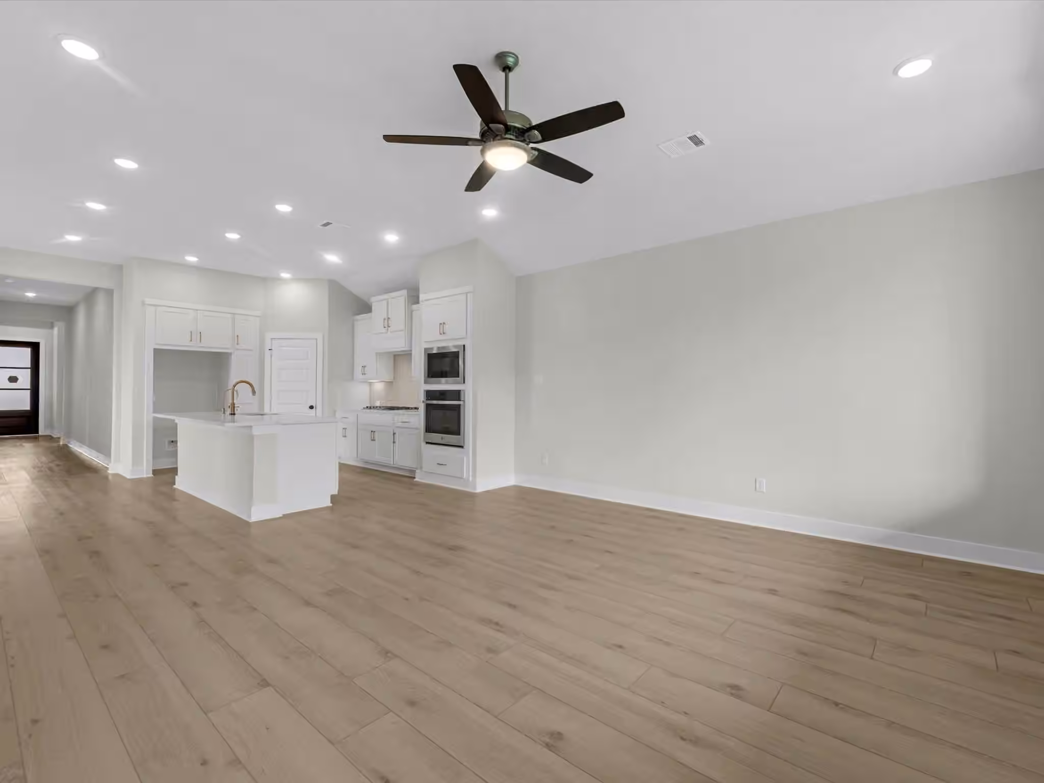 Photo 6 of 6929 Nubuck Drive, Montgomery, TX
