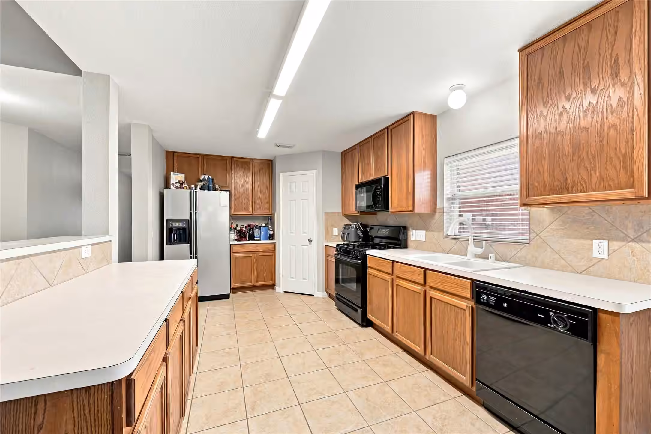 Photo 5 of 17639 Prospect Meadows Drive, Houston, TX