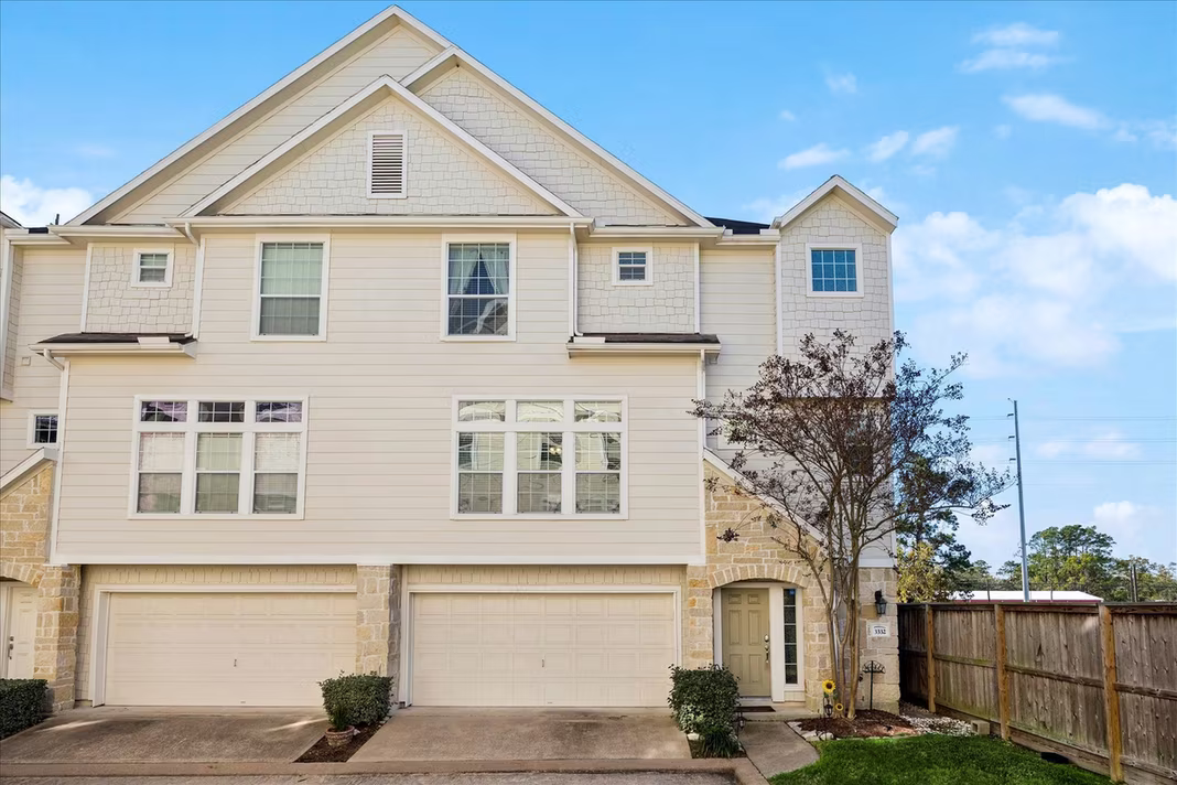 Photo of 3332 Masters Point Drive, Houston, TX 77091
