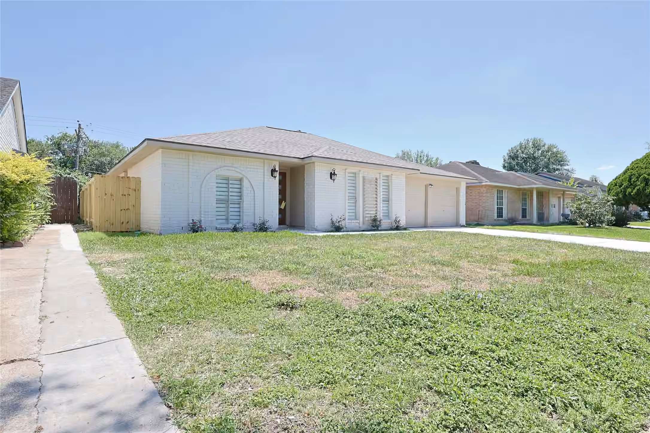 Photo of 11219 Newbrook Drive, Houston, TX