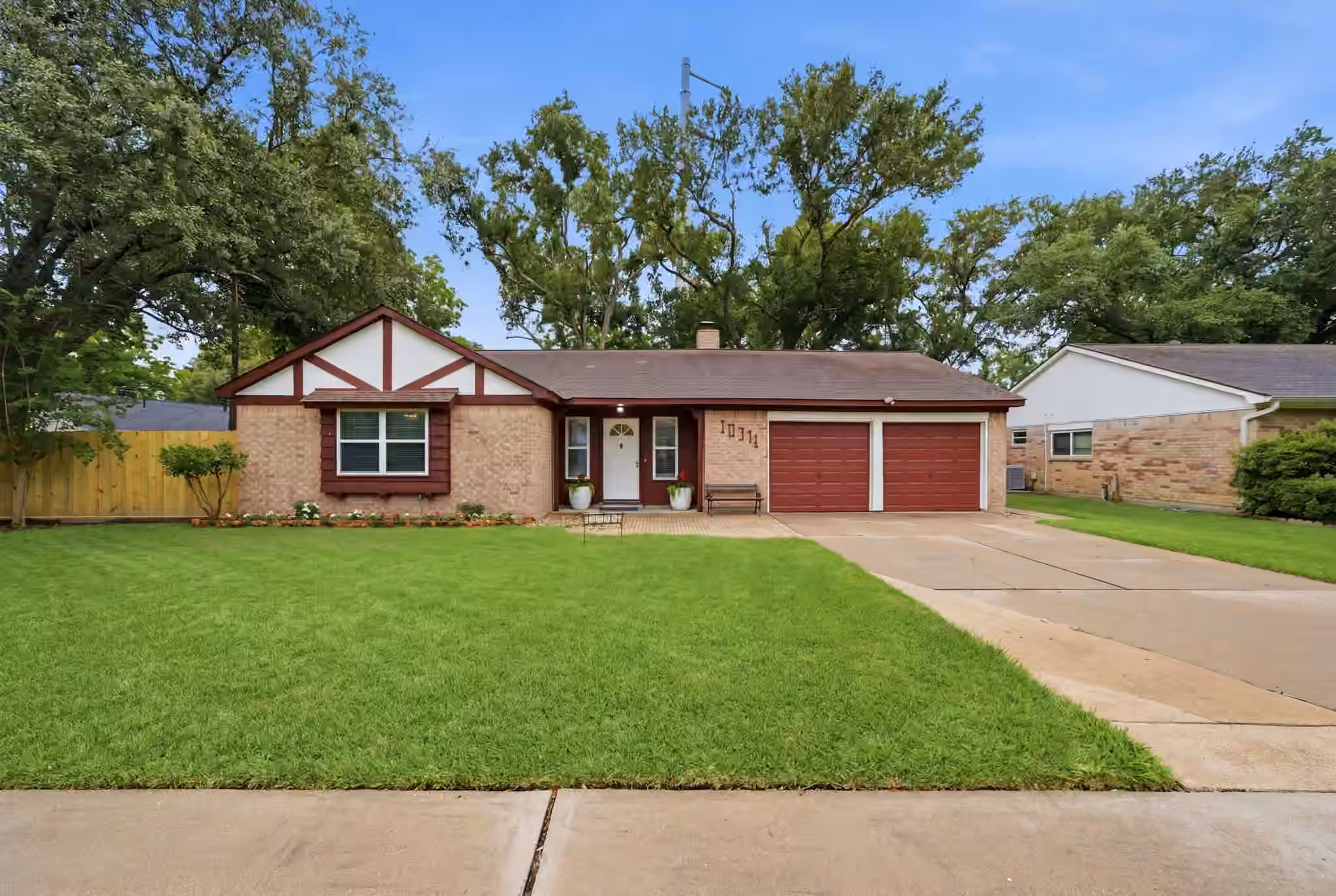 Photo of 10311 Westray Street, Houston, TX