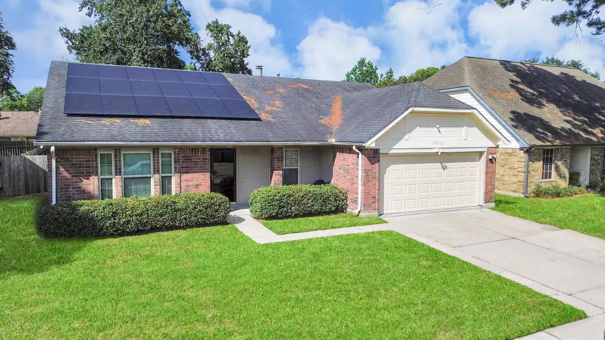 Photo 4 of 19310 Winding Branch Drive, Katy, TX