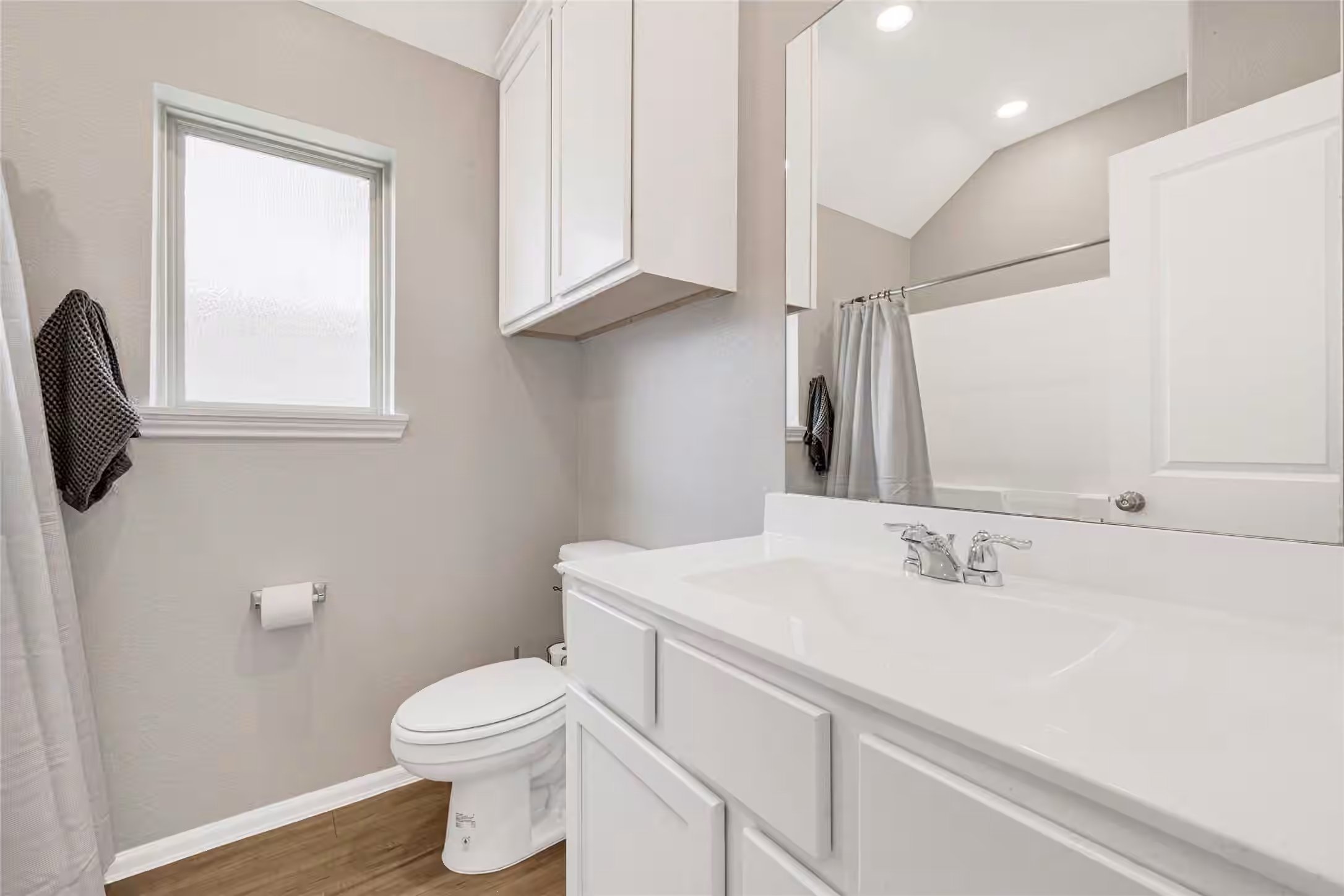 Photo 6 of 9830 Kingston Liberty Lane, Baytown, TX