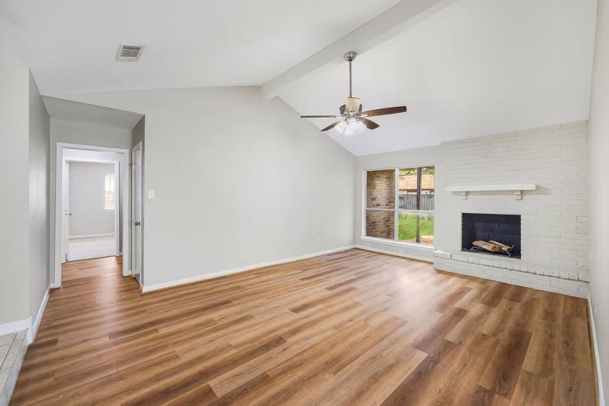 Photo 7 of 4214 Sloangate Drive, Spring, TX