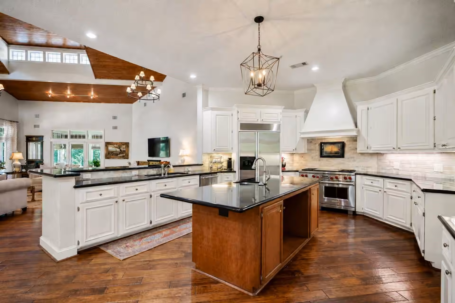 Photo 7 of 1007 Hunters Creek Way, Hockley, TX