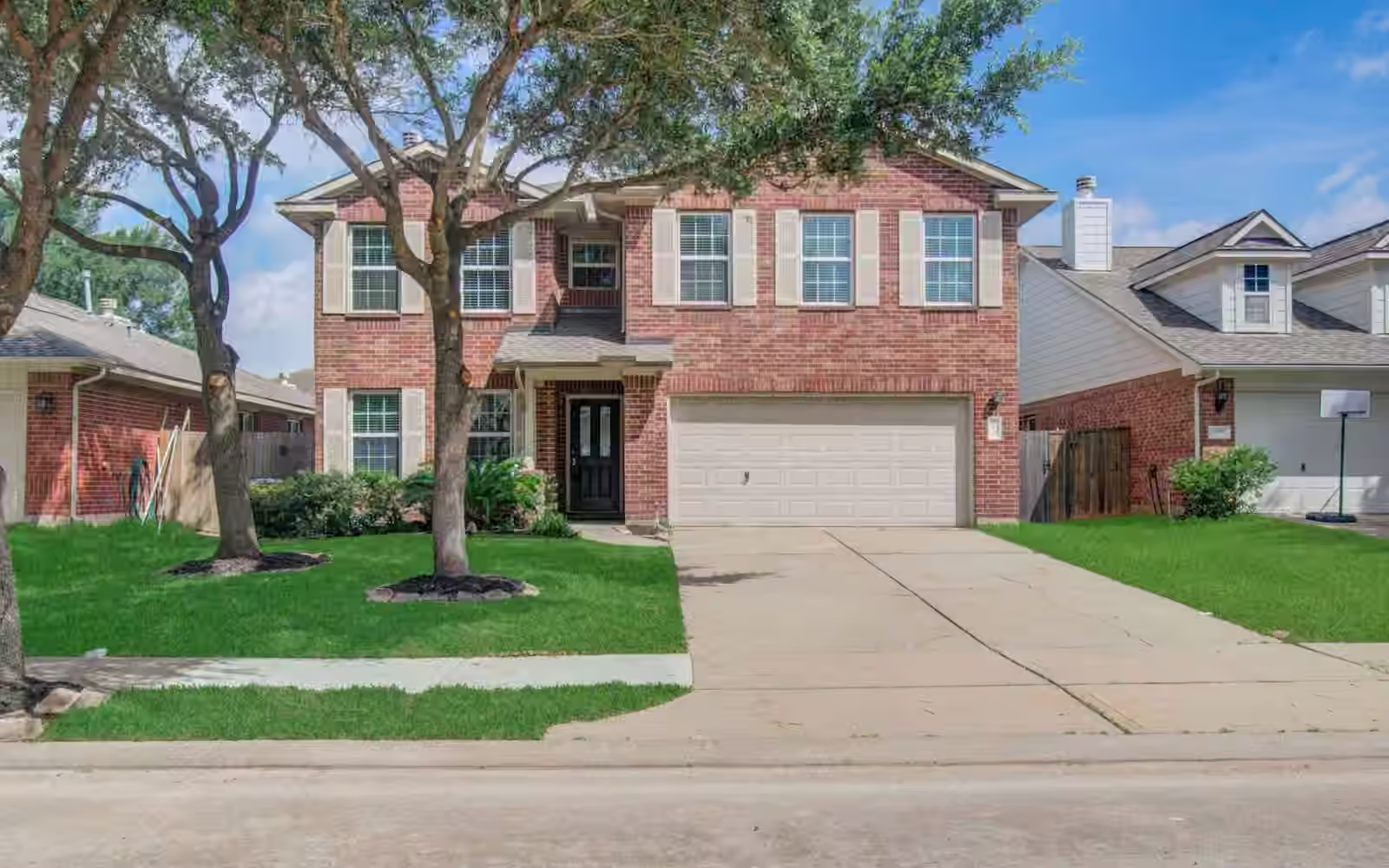Photo 2 of 21106 Machall Manor Court, Richmond, TX