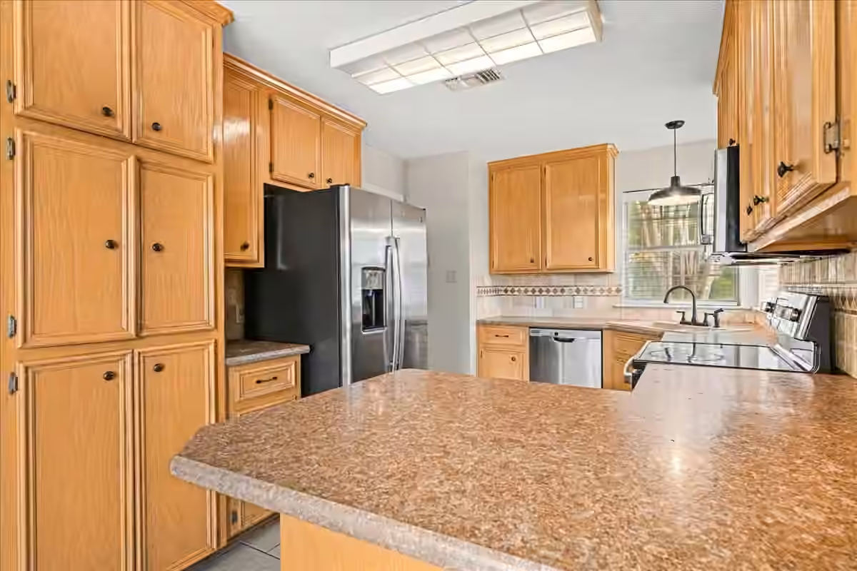 Photo 6 of 2601 Oakwood Drive, Brenham, TX