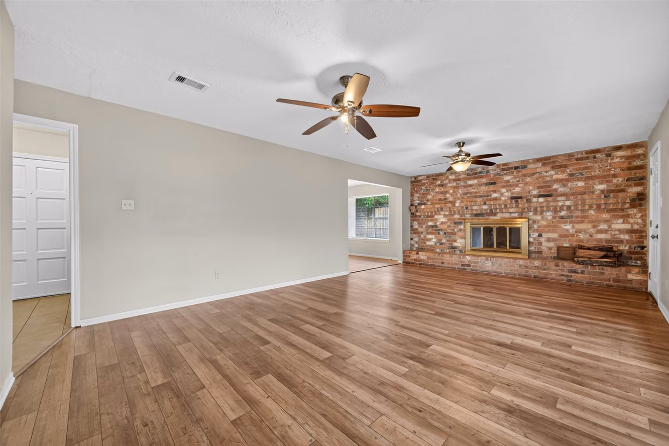 Photo 6 of 2154 Oak Shores Drive, Houston, TX