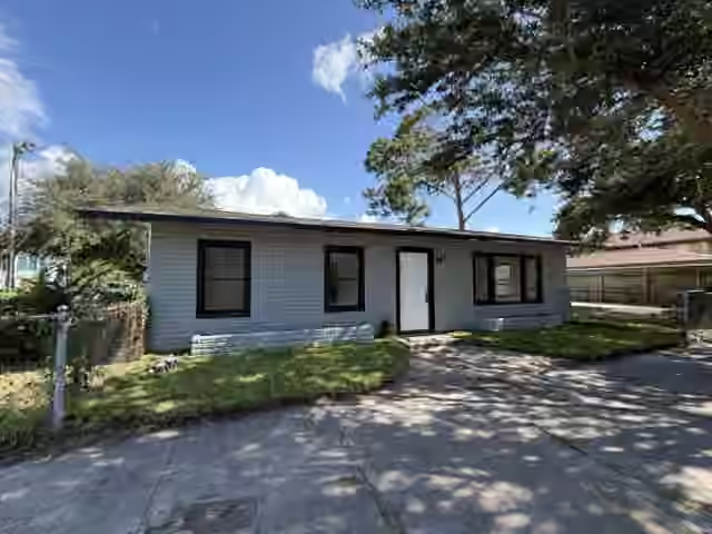 Photo of 1028 Sealy Street, Galveston, TX