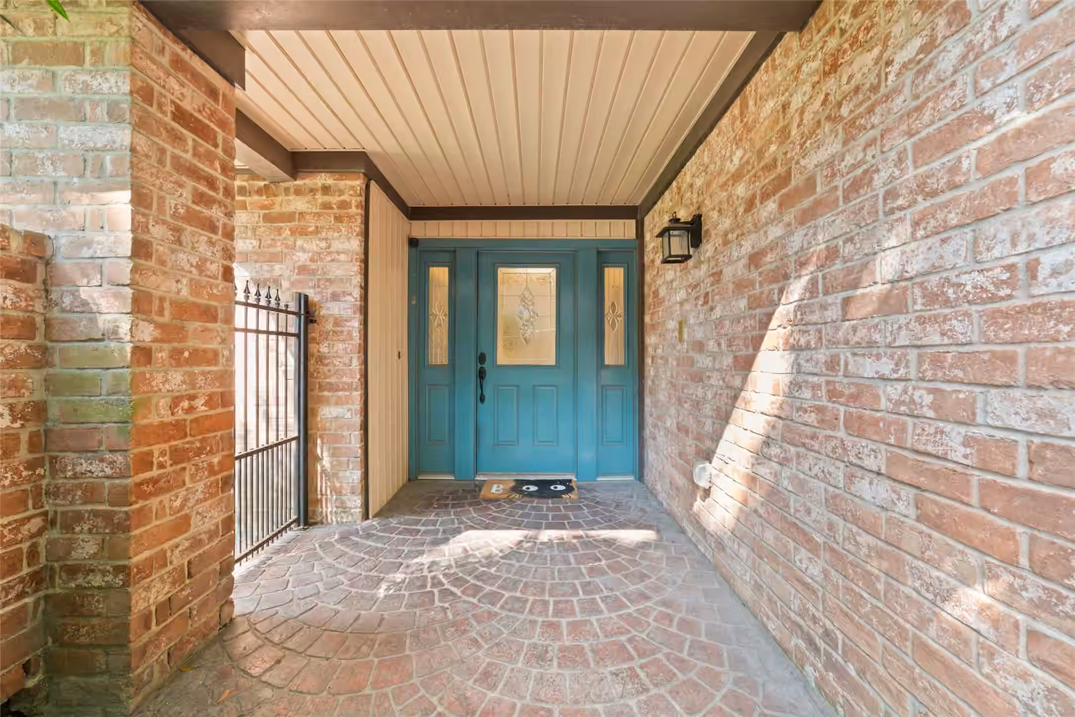 Photo 2 of 5930 Old Lodge Drive, Houston, TX
