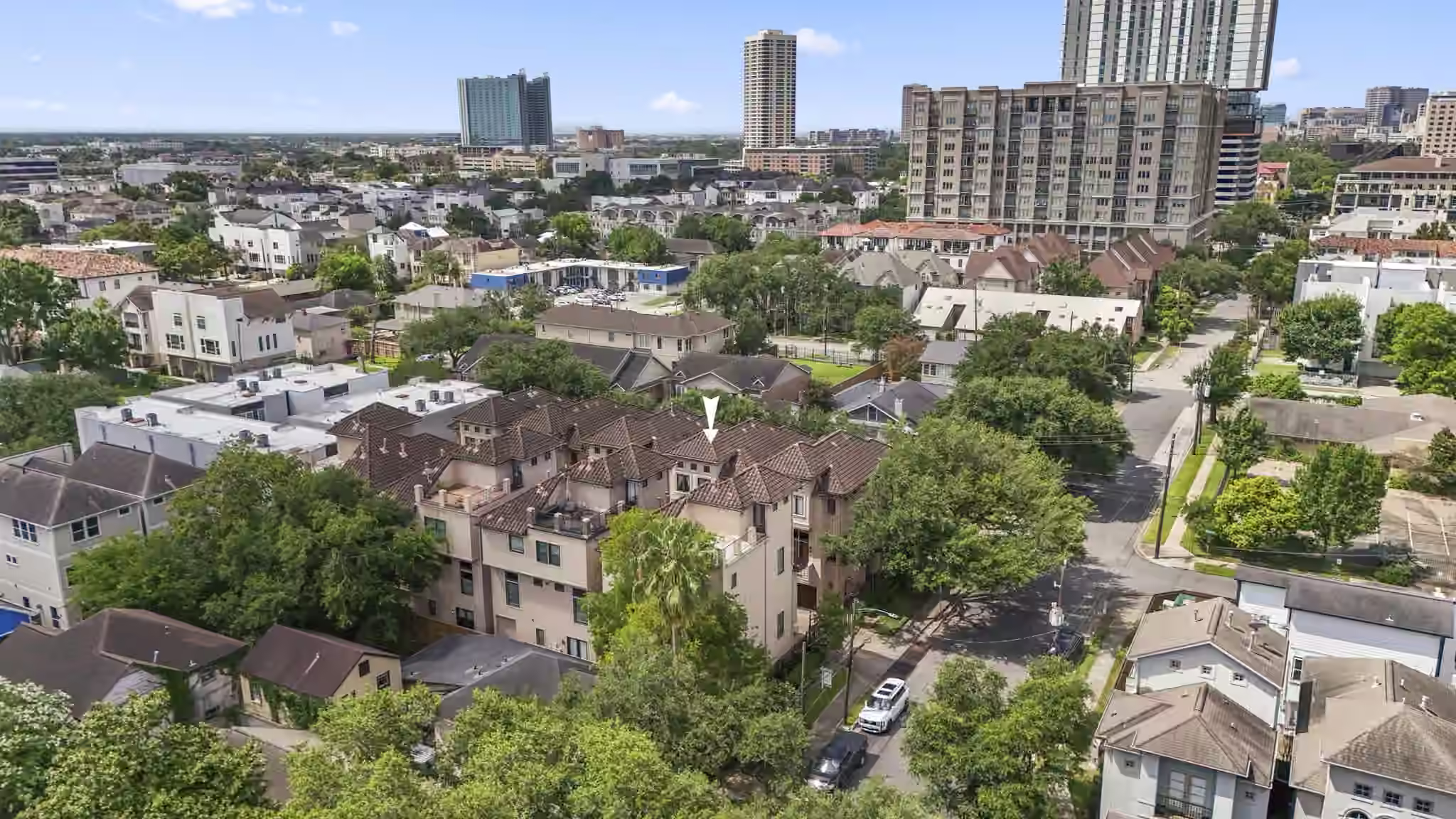 Photo 2 of 5035 La Branch Street, Houston, TX